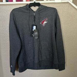 NWT AZ Coyotes hockey, grey half zip, Womens XL